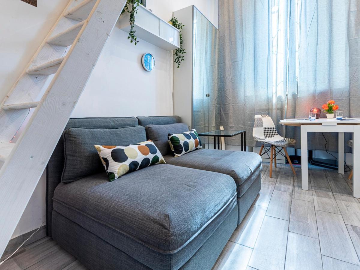 Desana Studio Apartment Торино Екстериор снимка