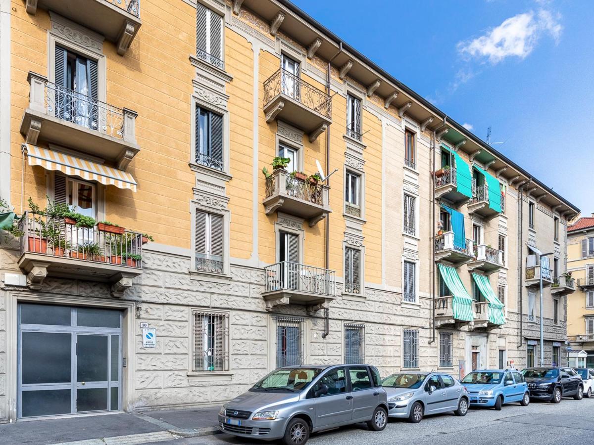 Desana Studio Apartment Торино Екстериор снимка